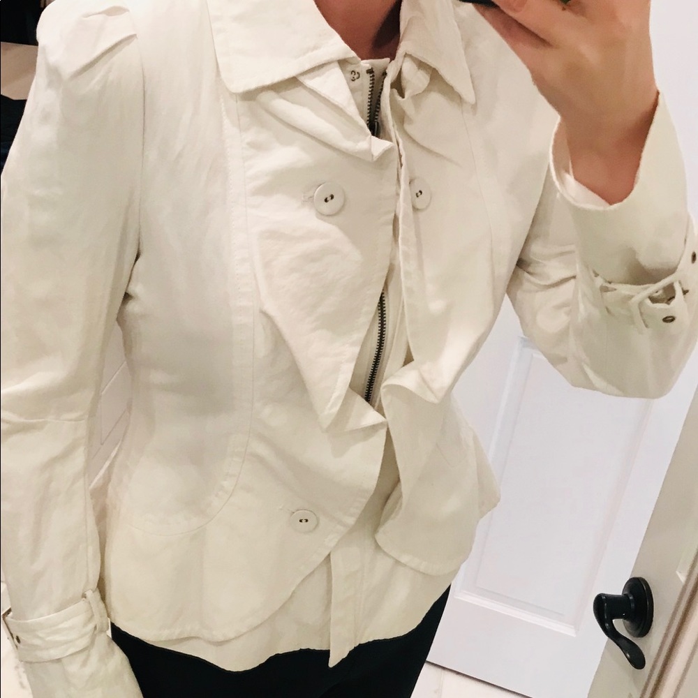 BCBGMaxazria White Jacket Coat Cotton Ruffle Zip